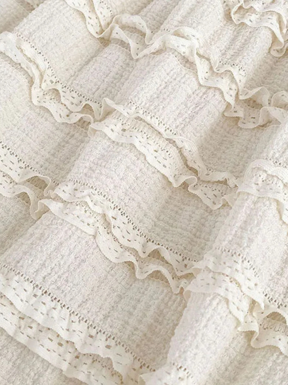 Lovely Lace Ruffle Bubble