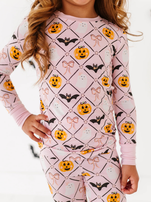 Bows& Boos Two Piece Pajamas