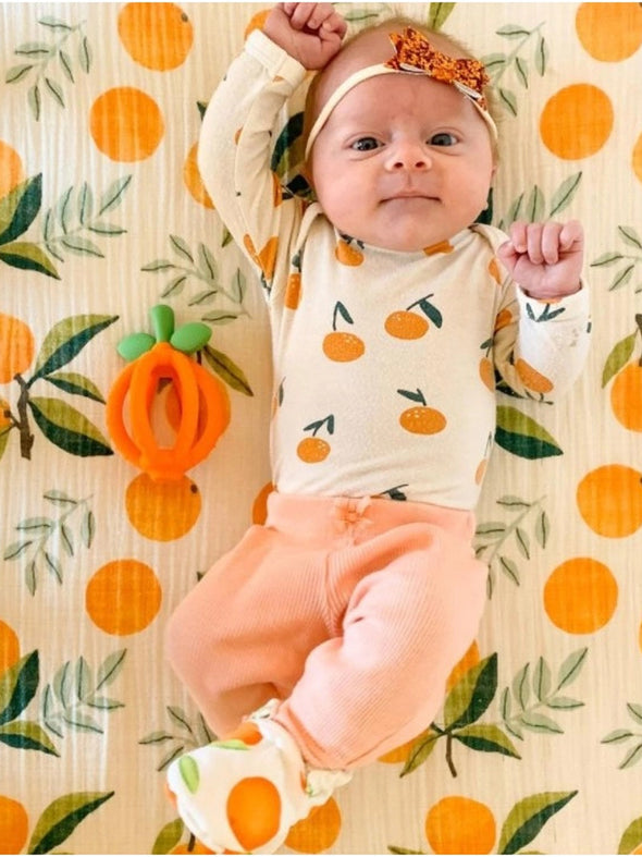Itzy Ritzy Clementine Teether