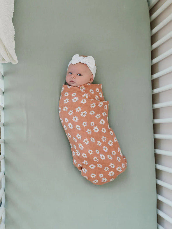 Mebie Baby Stretch Sage Crib Sheet